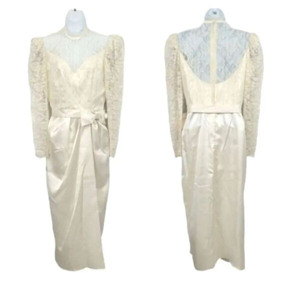 Vintage Antique Ivory Satin and Lace Victorian Wedding Evening Dress Size Small - Picture 1 of 14